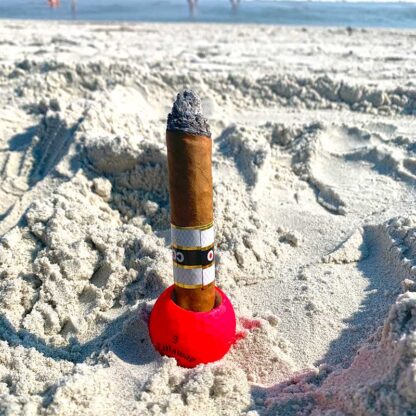 Use your premium red Callaway Cigar Ball at the beach